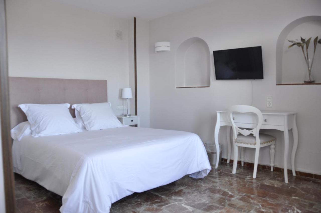 Mamabels Hotel 2*