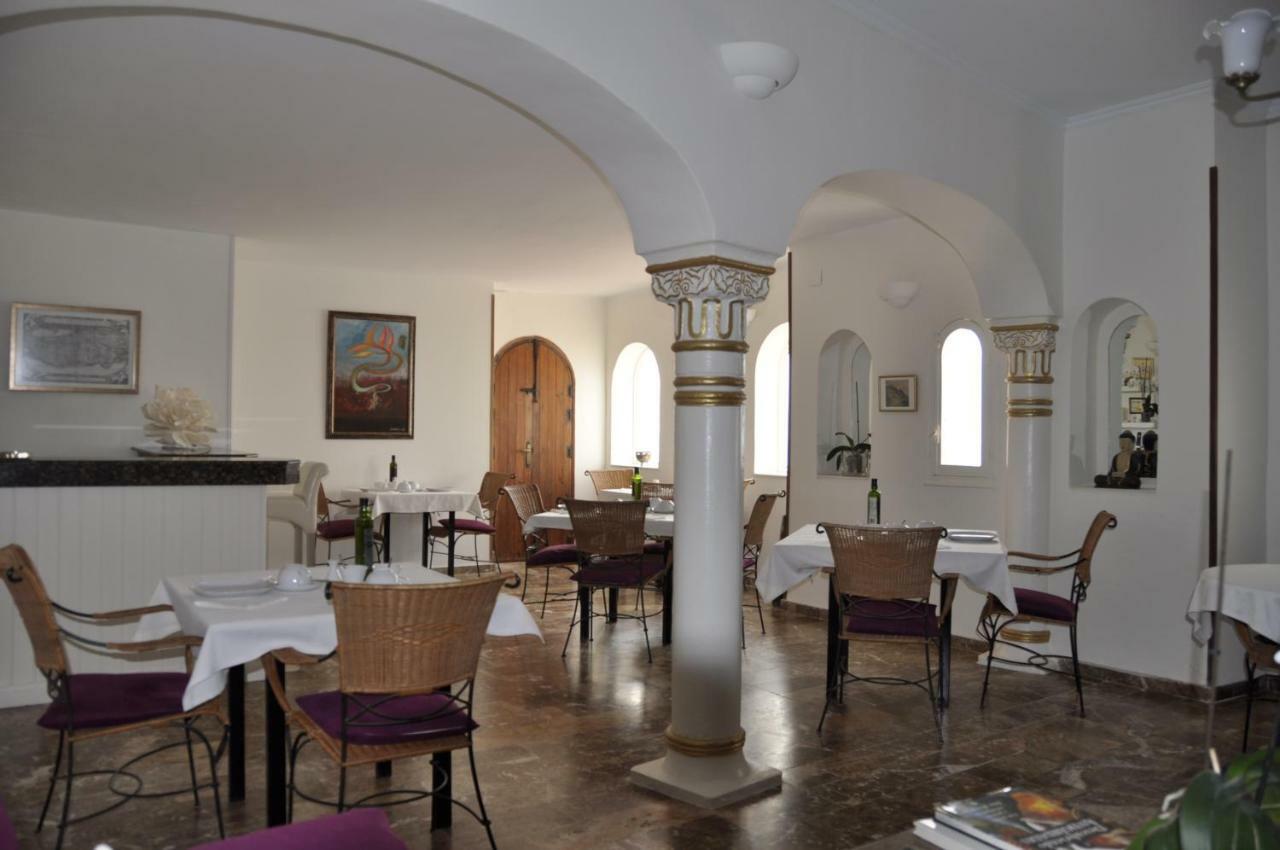 Mamabels Hotel