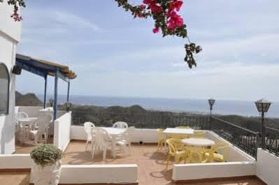 Mamabels Hotel